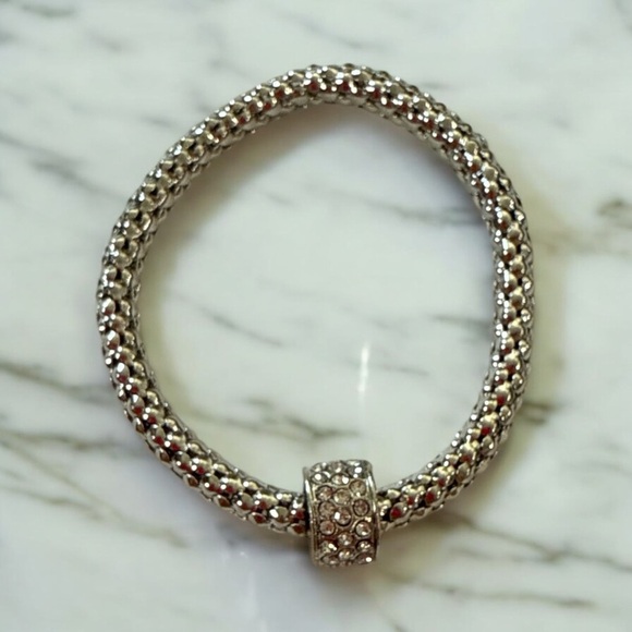 Luxury Mesh Crystal Bracelet Set - 3 Piece Tri-Color Rhinestone Stretch Bangles - Picture 5 of 6